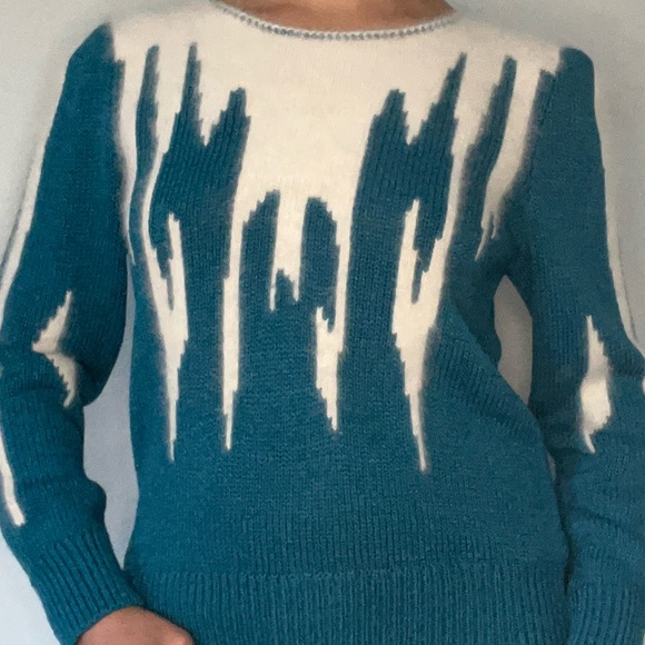 Fun fuzzy vintage sweater. Never used. Great condition & great for the holidays! - Picture 1 of 4